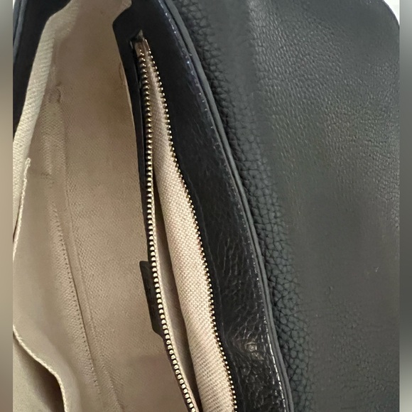Gucci Soho Black Crossbody Bag with Chain Strap and Tassel - Picture 9 of 9
